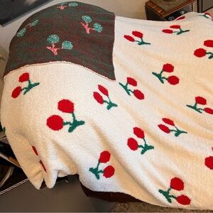 ComfyLuxe Cherry Patterned Throw